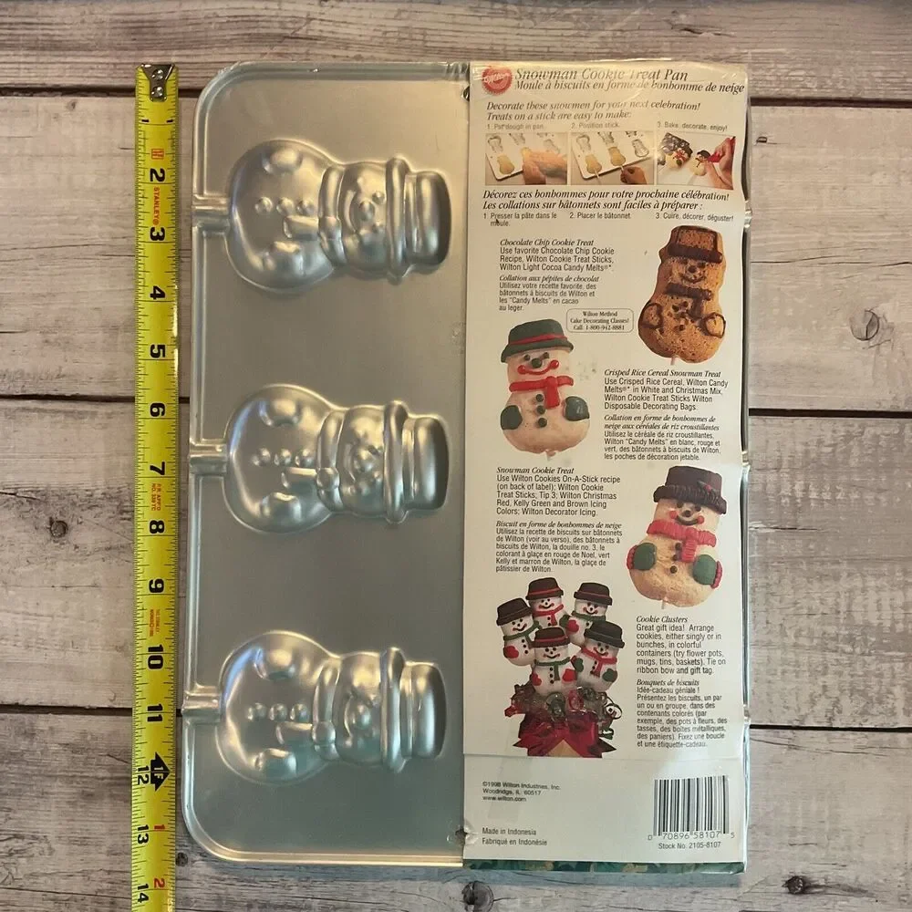 2‎ Wilton Snowman Treat Pan Cookies Candy Metal Mold #2105-8107 VTG 1998 NEW